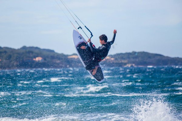 Quels sont les meilleurs spots pour une séance de kitesurf en Nouvelle-Calédonie?